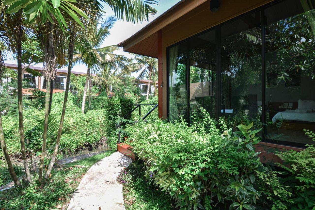 The Grace Amphawa Hotell Samut Songkhram Exteriör bild