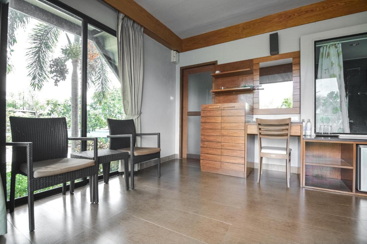 The Grace Amphawa Hotell Samut Songkhram Exteriör bild