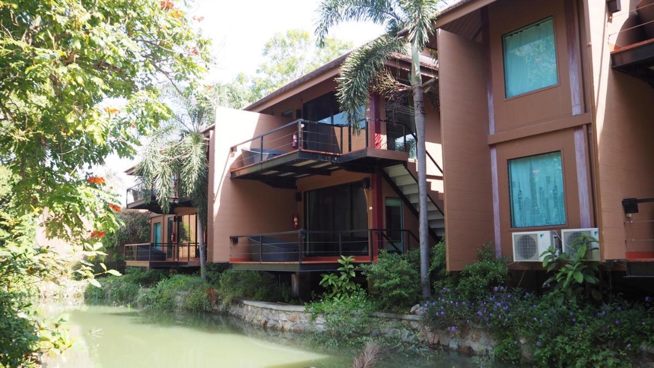 The Grace Amphawa Hotell Samut Songkhram Exteriör bild