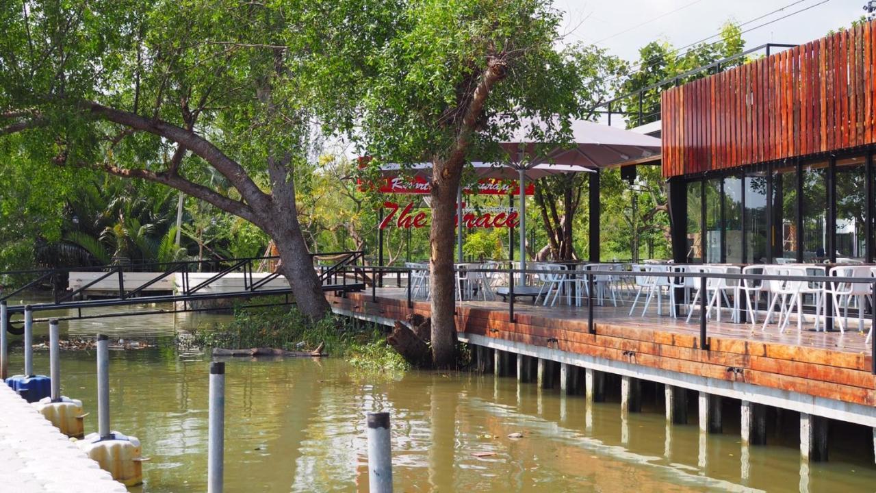 The Grace Amphawa Hotell Samut Songkhram Exteriör bild