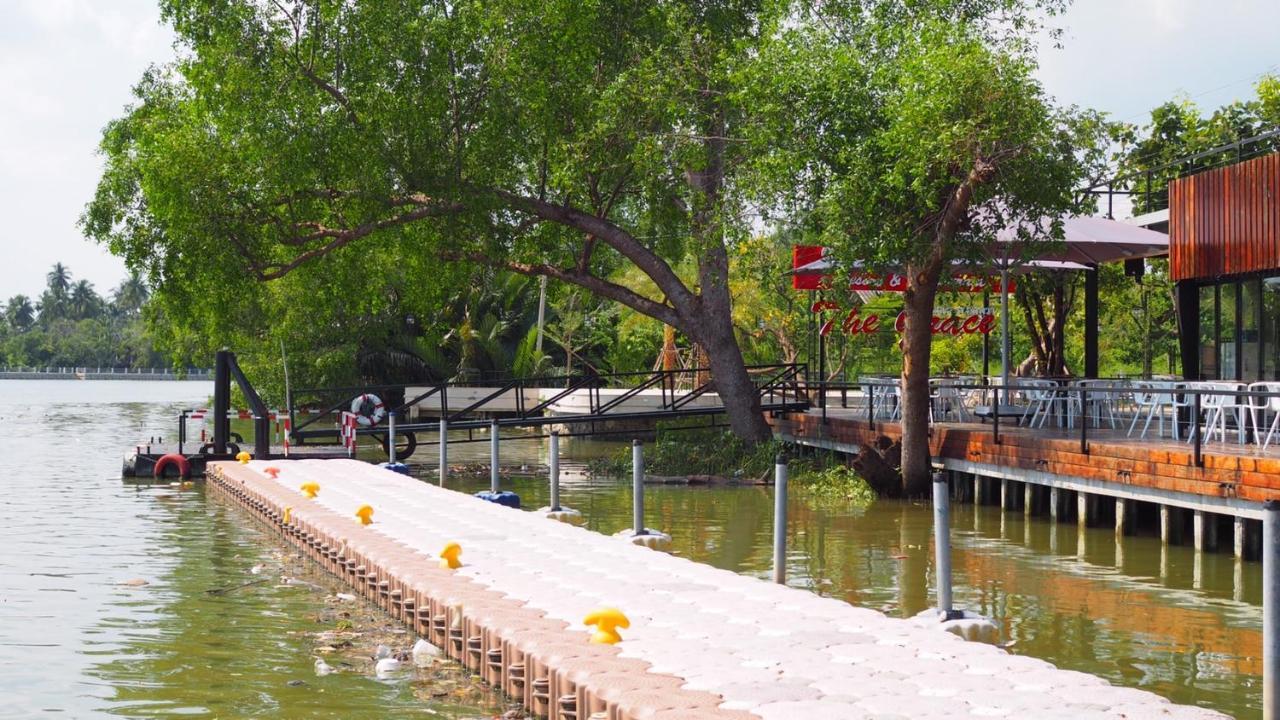 The Grace Amphawa Hotell Samut Songkhram Exteriör bild