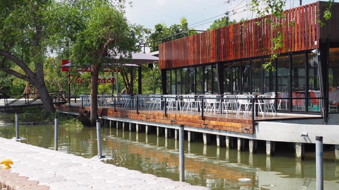 The Grace Amphawa Hotell Samut Songkhram Exteriör bild