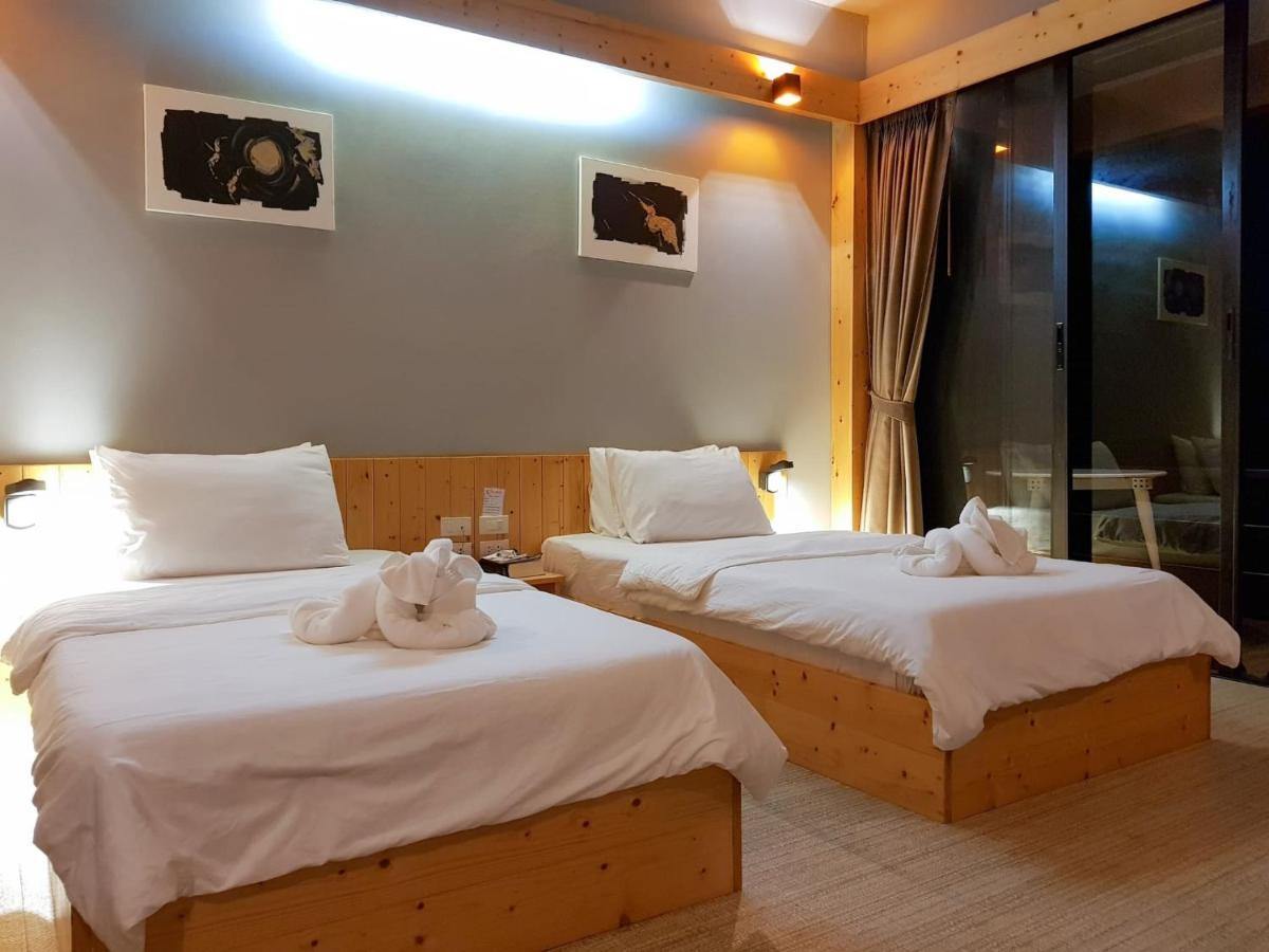 The Grace Amphawa Hotell Samut Songkhram Exteriör bild