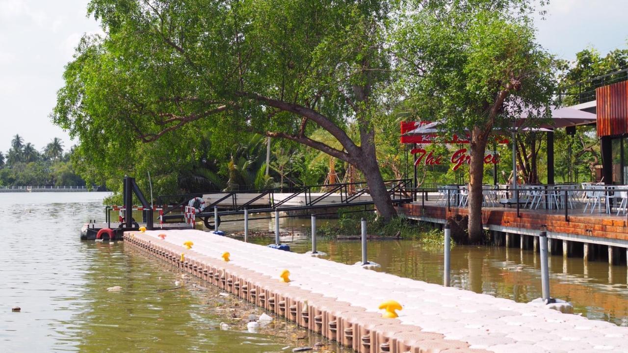The Grace Amphawa Hotell Samut Songkhram Exteriör bild
