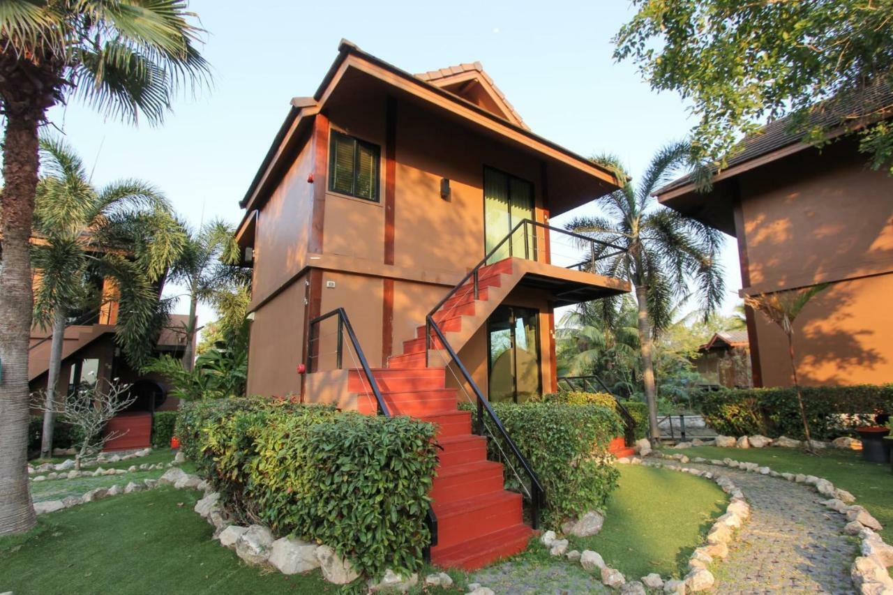 The Grace Amphawa Hotell Samut Songkhram Exteriör bild