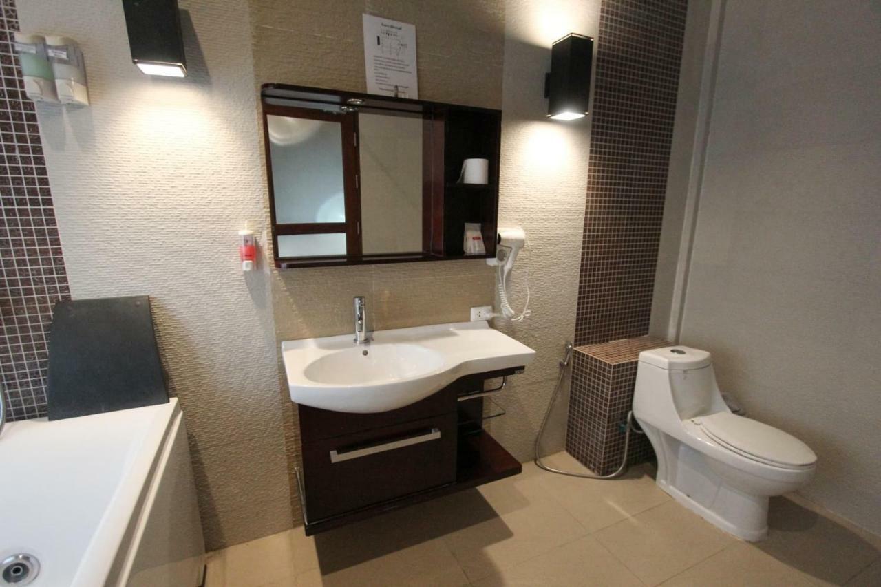 The Grace Amphawa Hotell Samut Songkhram Exteriör bild
